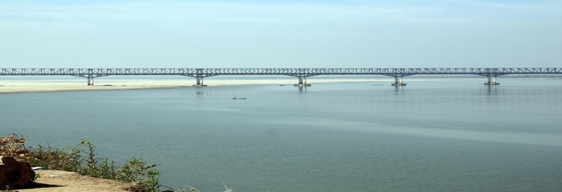 မြန္ျပည္နယ္လႊတ္ေတာ္