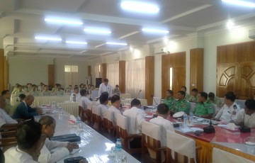 ပြည်နယ်လွှတ်တော်ရုံး ဝန်ထမ်းများအား ဂုဏ်ပြုဆုချီးမြှင့်ခြင်းအခမ်းအနား