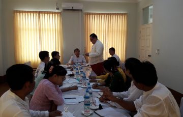 လွှတ်တော်ကော်မတီအစည်းအဝေး ကျင်းပပြုလုပ်ခြင်း