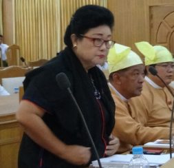 ဒေါ်စံဝင့်ခိုင်