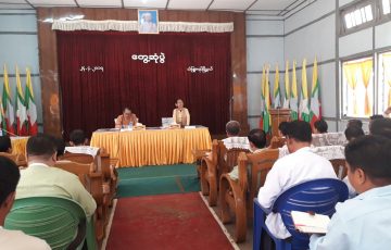 မွန်ပြည်နယ်ဝန်ကြီးချုပ်နှင့်မွန်ပြည်နယ်လွှတ်တော်ဥက္ကဋ္ဌ သံဖြူဇရပ်မြို့နယ် ဒေသခံပြည်သူများနှင့် သွားရောက်တွေ့ဆုံခြင်း
