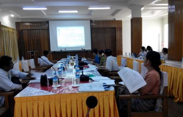 မွန်ပြည်နယ်လွှတ်တော်ဥပဒေပြုရေးဆိုင်ရာကော်မတီအစည်းအဝေးကျင်းပပြုလုပ်ခြင်း