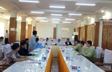 မွန်ပြည်နယ်လွှတ်တော်ဥပဒေပြုရေးဆိုင်ရာကော်မတီအစည်းအဝေးကျင်းပပြုလုပ်ခြင်း
