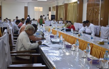 သဘာဝပတ်ဝန်းကျင် ပျက်စီးဆုံးရှုံးမှုနှင့်လူ့အခွင့်အရေးချိုးဖောက်ခံရမှုများ အစီရင်ခံစာပါတွေ့ရှိချက်များရှင်းလင်းတင်ပြသည့် ဆွေးနွေးပွဲကျင်းပပြုလုပ်ခြင်း