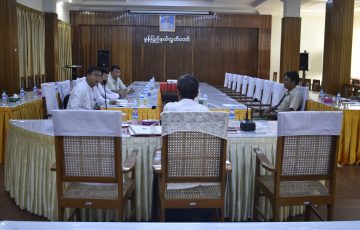 မွန်ပြည်နယ်လွှတ်တော် တိုင်ကြားစာနှင့်ပတ်သက်ပြီး တွေ့ဆုံဆွေးနွေးခြင်း