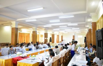 မွန်ပြည်နယ်လွှတ်တော်ဥပဒေပြုရေးဆိုင်ရာကော်မတီအစည်းအဝေးကျင်းပပြုလုပ်ခြင်း